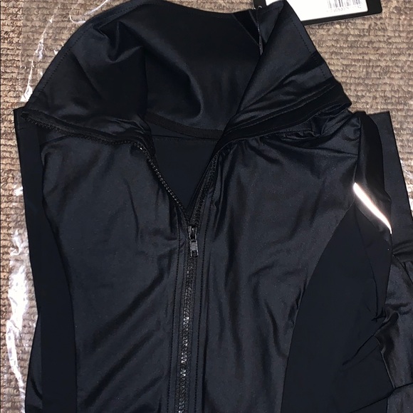 Lightweight Zip Jacket in Black - Picture 2 of 5